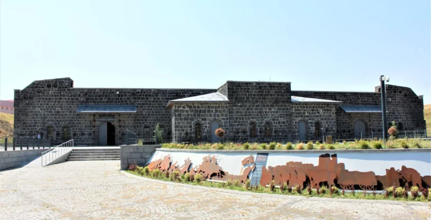 Kars Müzeler Rehberi: Savaşın ve Taşın Hafızası (Tüm Ani, Harp Tarihi, Arkeoloji ve Peynir Müzeleri Rehberi)