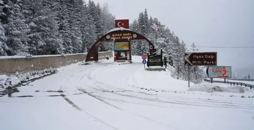 Kastamonu Kışın Gezilecek Yerler: Ilgaz’ın Zirvesi ve Kanyonlar Diyarı Kastamonu Kışın Gezilecek Yerler: Ilgaz’ın Zirvesi ve Kanyonlar Diyarı