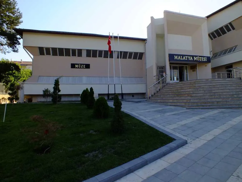 Malatya Müzeler Rehberi: Arslantepe’nin Mirası (Tüm UNESCO, Arkeoloji ve Kent Müzeleri Rehberi)