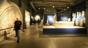 Manisa Müzeler Rehberi: Lidyalıların Hazineleri (Tüm Sardes, Arkeoloji, UNESCO Jeopark ve Kent Müzeleri Rehberi)