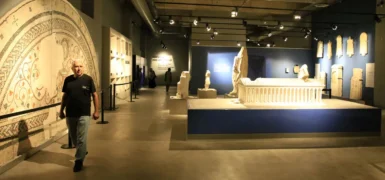 Manisa Müzeler Rehberi: Lidyalıların Hazineleri (Tüm Sardes, Arkeoloji, UNESCO Jeopark ve Kent Müzeleri Rehberi)